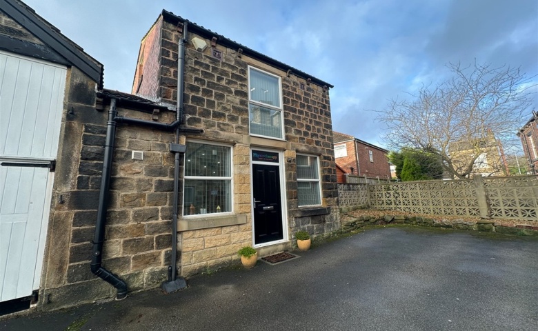 The Coach House, Rear of 322 Low Lane, Horsforth, Leeds