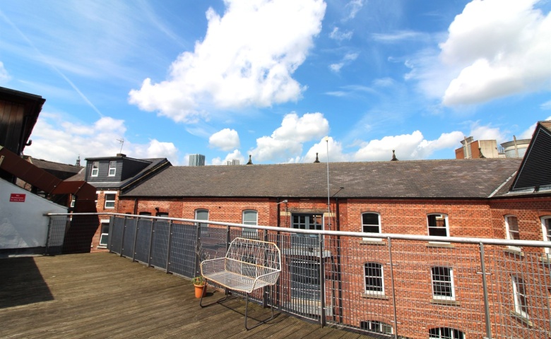 Dewhirst Buildings, Kirkgate